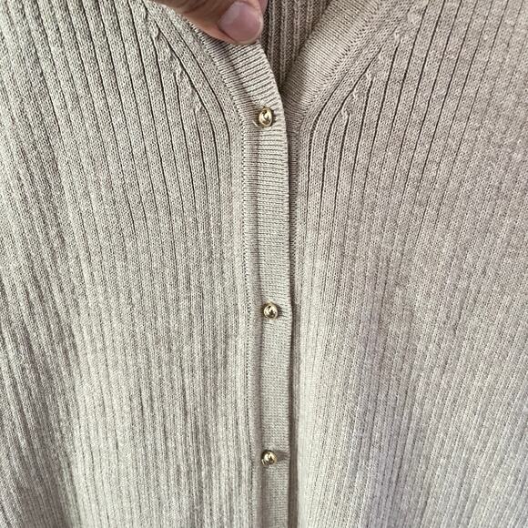 ba&sh Kao Rib A-line sweater mini dress in Beige - Picture 7 of 10